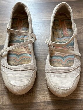 SKECHERS Relaxed Fit Bikers Ripples shoe, mary jane